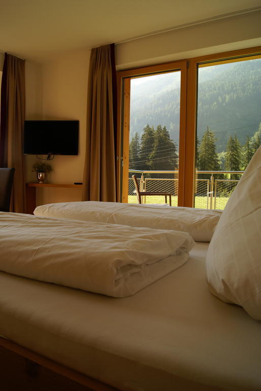 Ferienwohnung Haus Bergleben St. Anton am Arlberg Zimmer foto